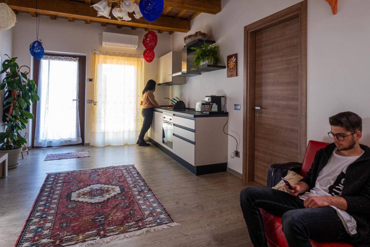 B&B Da Vi.Vi Урбания Екстериор снимка